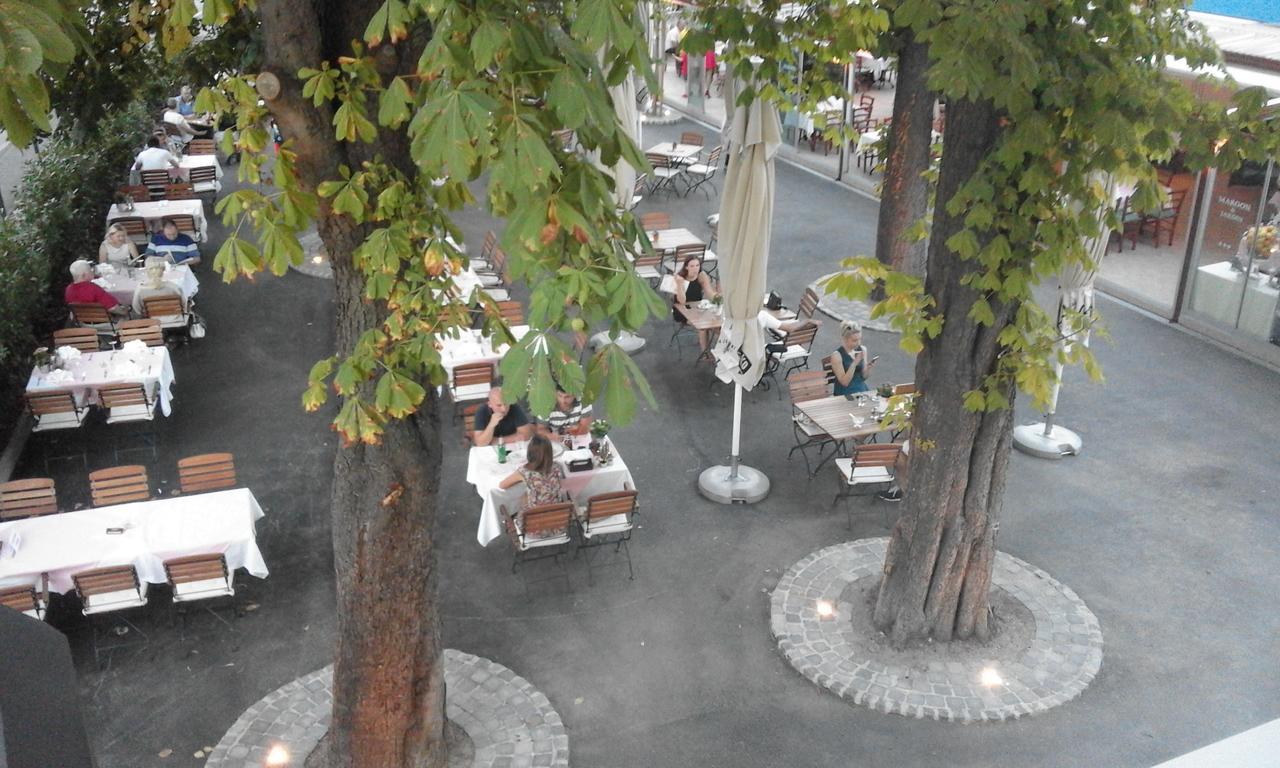 Hotel Maroon Zagreb Buitenkant foto